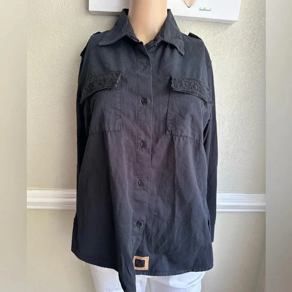 Jen's Pirate Booty Tops - JEN’S  PIRATE BOOTYE BUTTON SHIRT XS BLACK